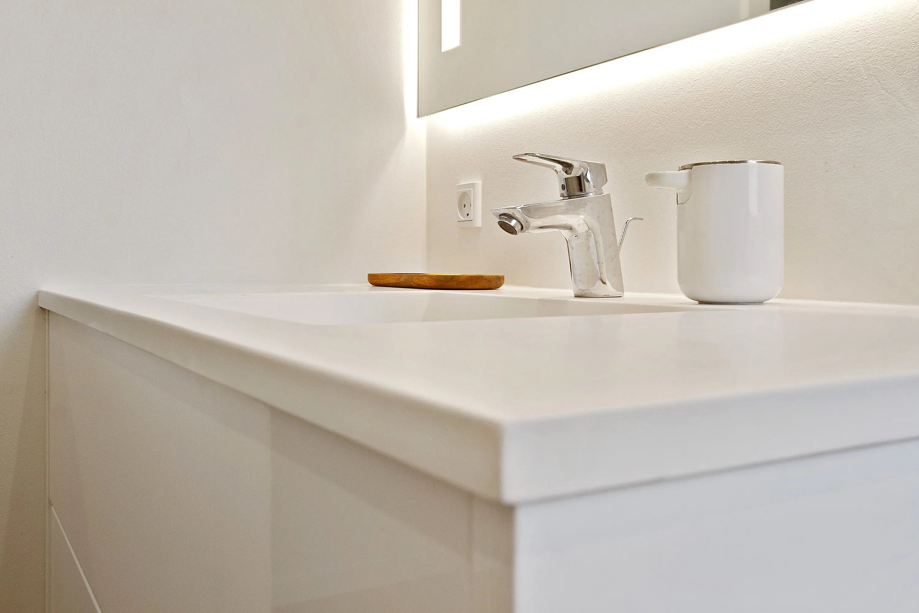 Nyt 7 m2 badeværelse med duravit badekar i måløv nord for ballerup -  Håndværker.dk